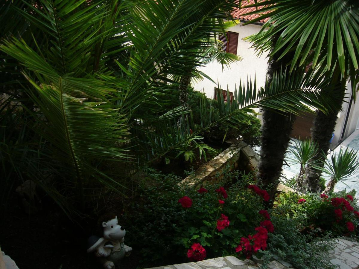 Apartments With A Parking Space Rabac, Labin - 13151 Exterior foto